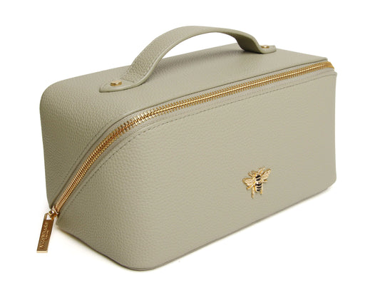 Pistachio Train case