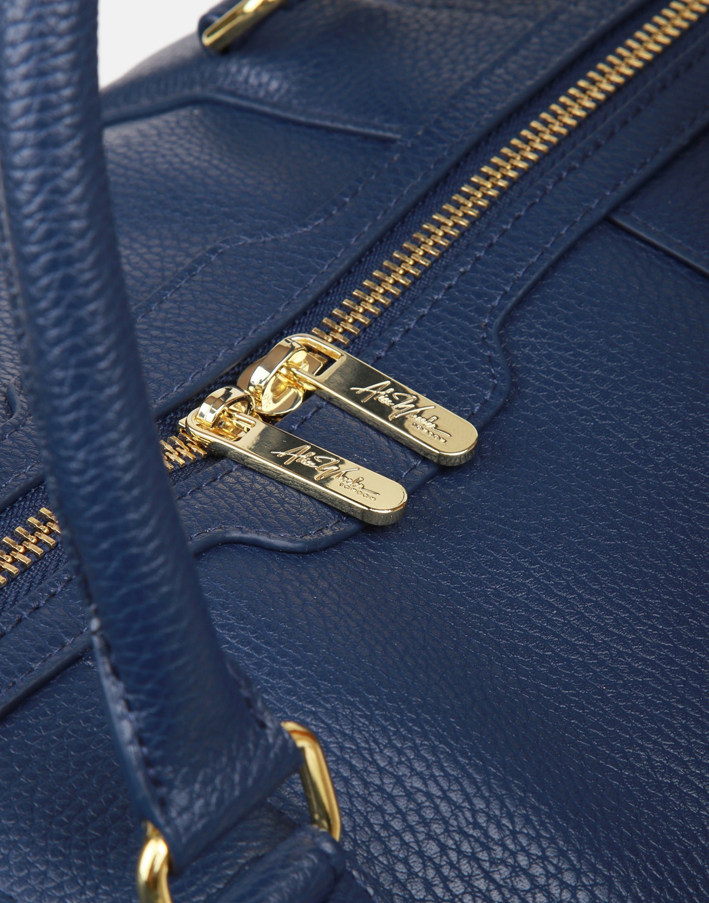 Marylebone Navy Weekend Bag