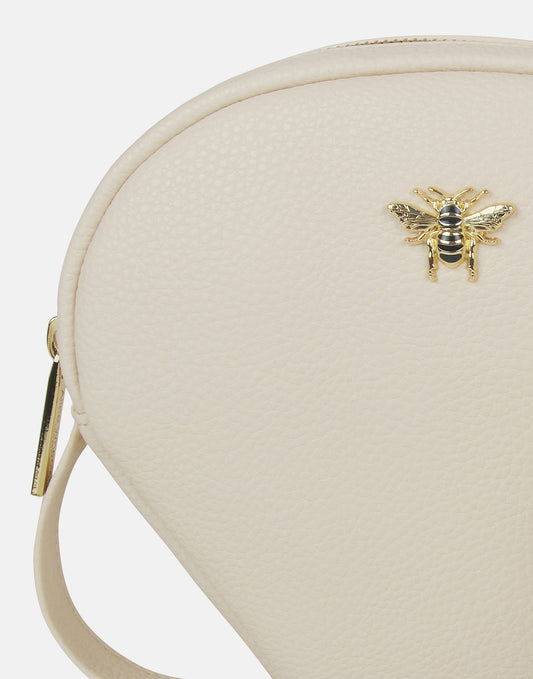 Cream - Padded Luxury Travel Case with Round Silver Mirror (1x and 3x)