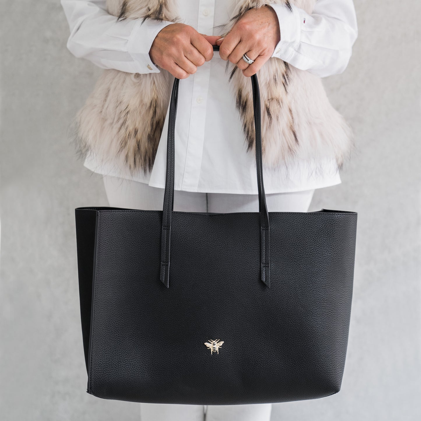 Black Classic Large Tote bag